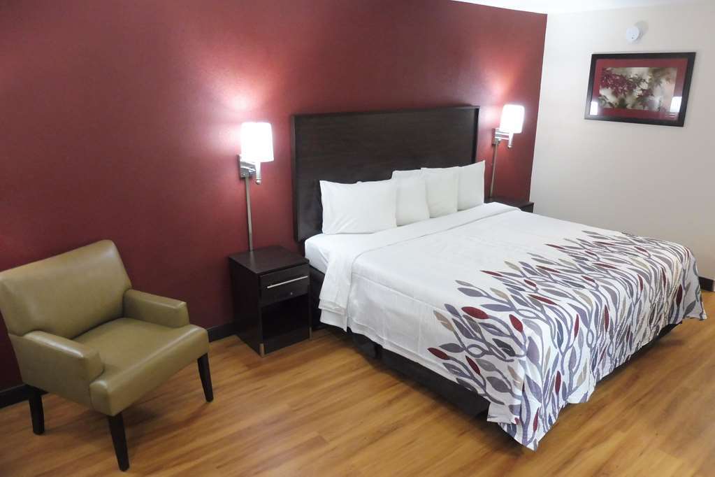 Hometowne Studios By Red Roof Bordentown - Mcguire Afb Room photo
