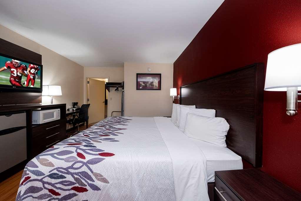 Hometowne Studios By Red Roof Bordentown - Mcguire Afb Room photo