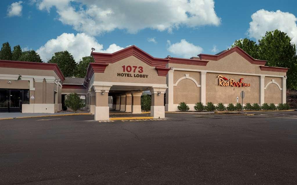 Hometowne Studios By Red Roof Bordentown - Mcguire Afb Exterior photo